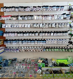 Витрина 1 блесна, леска, крючки