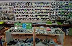 Витрина 11 удочки, спиннинги, подсачники